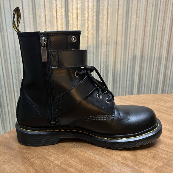 Doc Martens 1460 with buckles - Picture 7 of 9